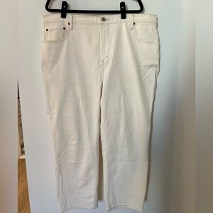 Abercrombie White Ankle Straight Ultra High Rise Jean